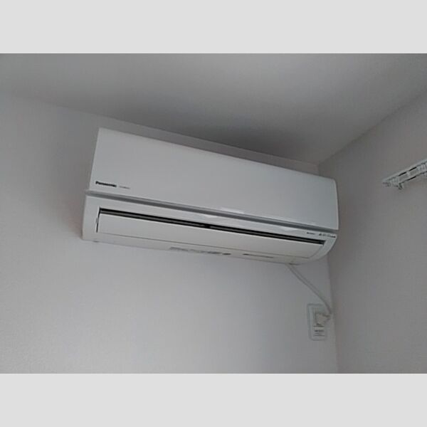 その他設備 (エアコン)