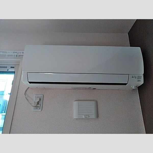 その他設備 (エアコン)