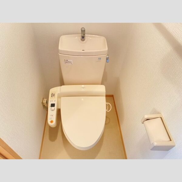 トイレ (温水洗浄暖房便座)