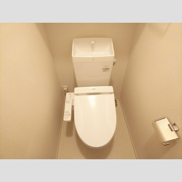 トイレ (温水洗浄便座)