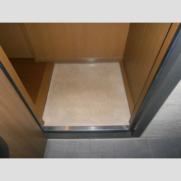 玄関 (玄関土間)