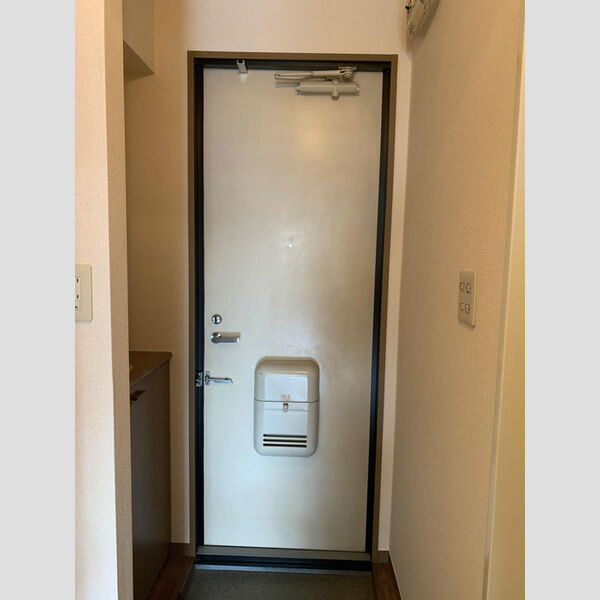玄関 (玄関)