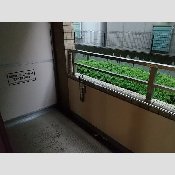 バルコニー・ベランダ (バルコニー)