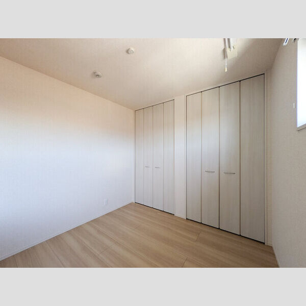 その他 (洋室)