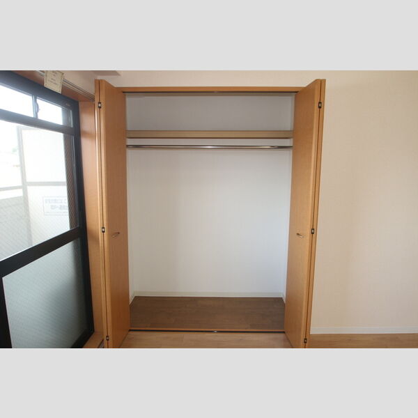 収納 (クローゼット)