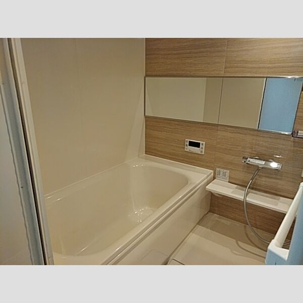 バス (1坪バスルーム)