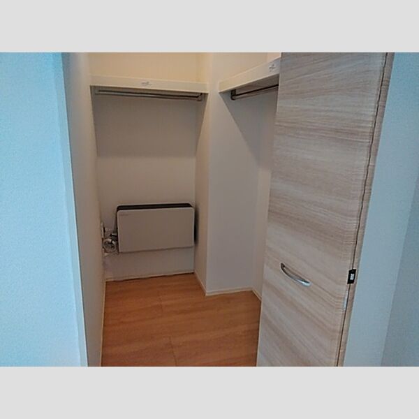 収納 (ウォークインクローゼット・蓄電池あり)