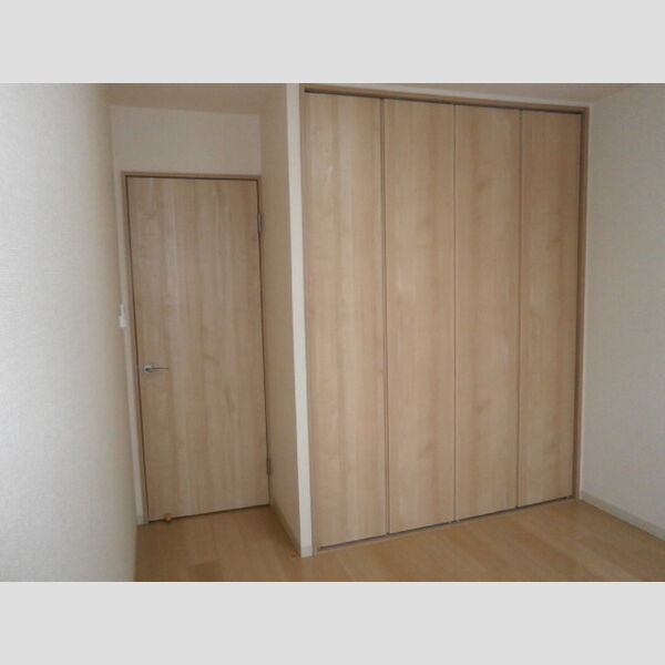 その他 (洋室　南側)