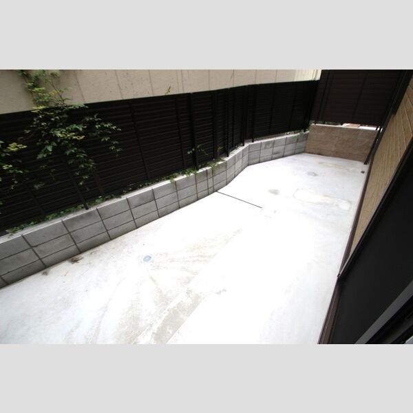 その他 (専用庭)