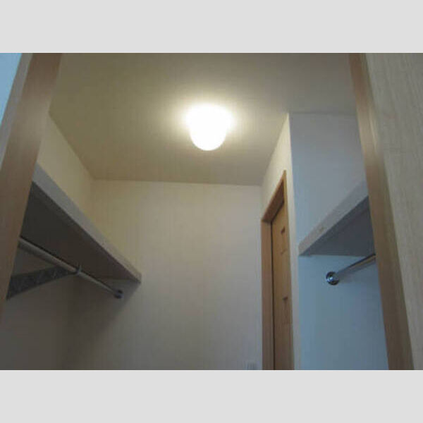 収納 (ウォークインクローゼット)