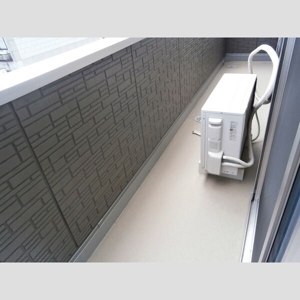 バルコニー・ベランダ (バルコニー)