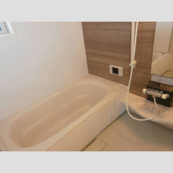 バス (浴室(101))