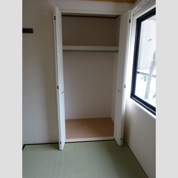 収納 (クローゼット)