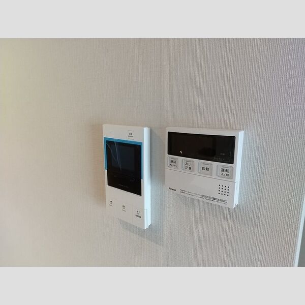 その他設備 (TVモニター)