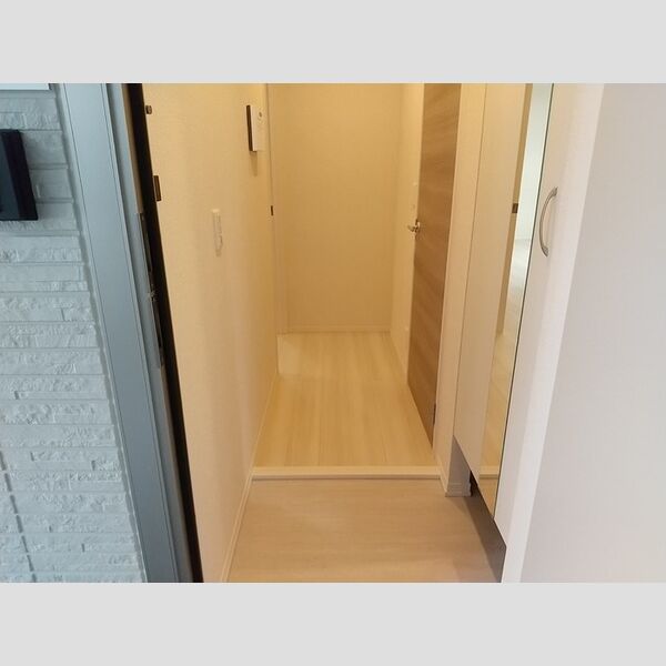 玄関 (玄関)