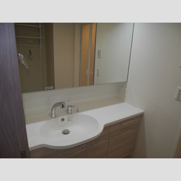 洗面所 (洗面化粧台)