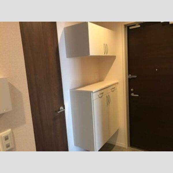 玄関 (シュースボックス)