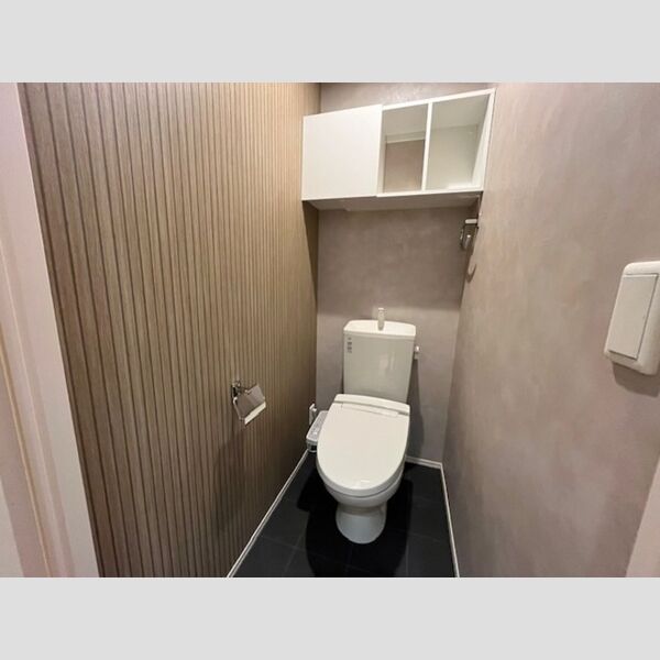トイレ (温水洗浄便座)
