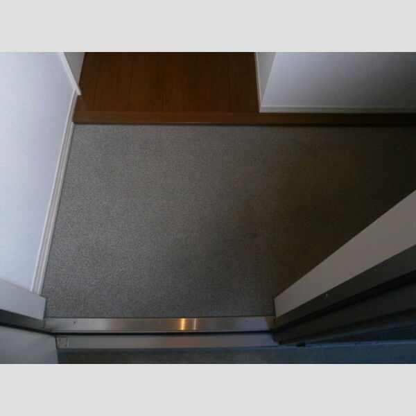 玄関 (玄関土間)