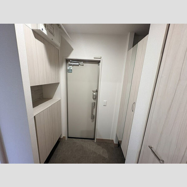 玄関 (玄関)