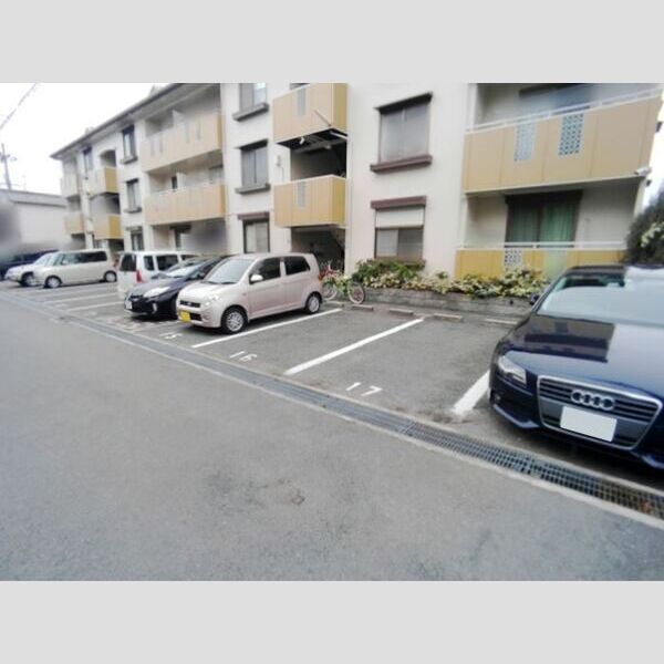 駐車場 (駐車場)