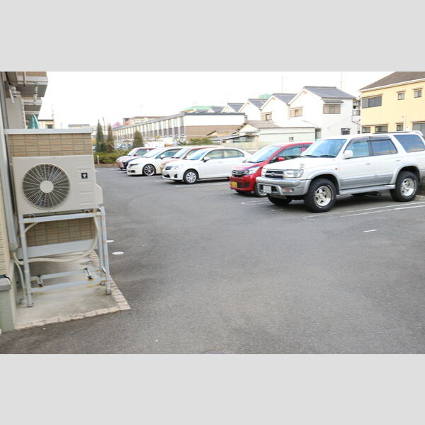 駐車場 (駐車場)