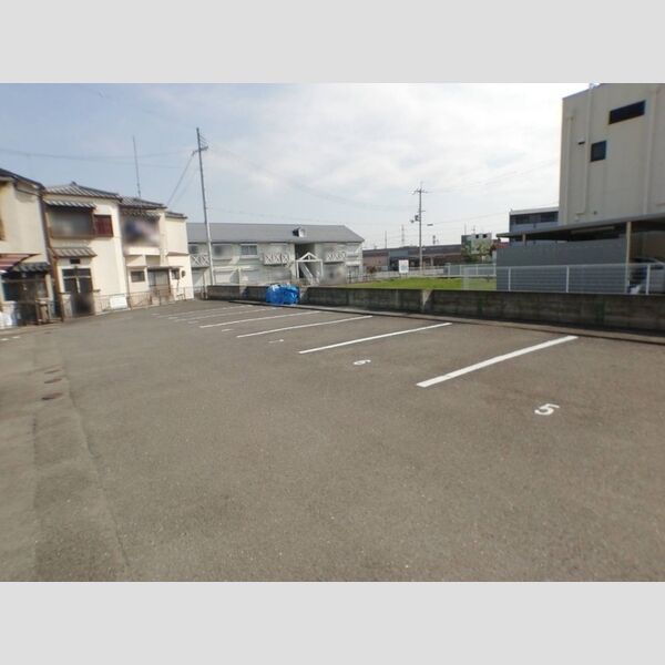 駐車場 (駐車場)