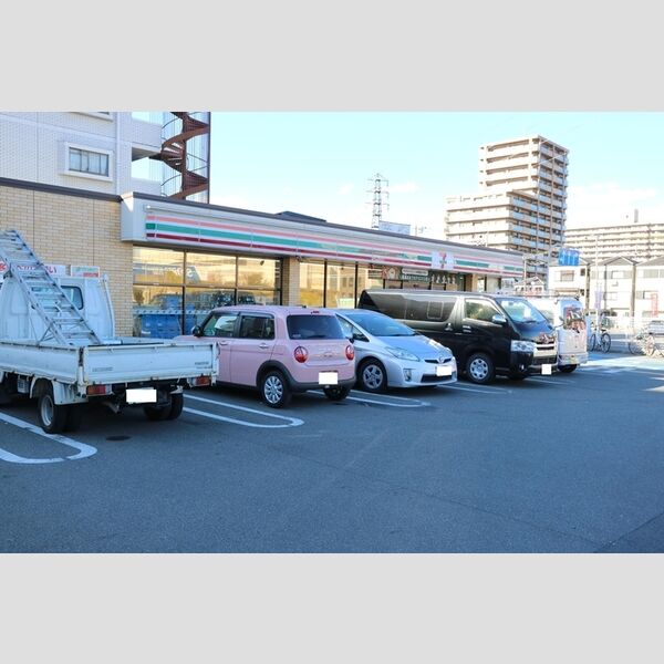 現地周辺 (セブンイレブン 寝屋川音羽店 330m)