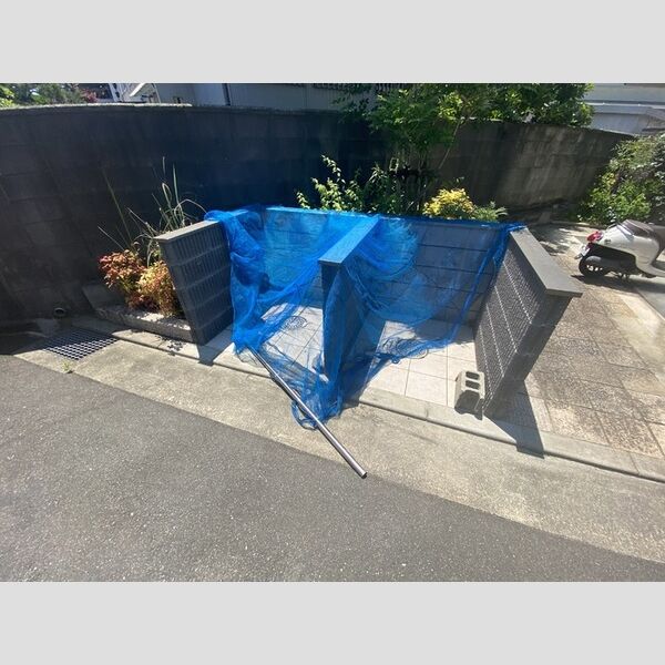 現地周辺 (ゴミ置き場)