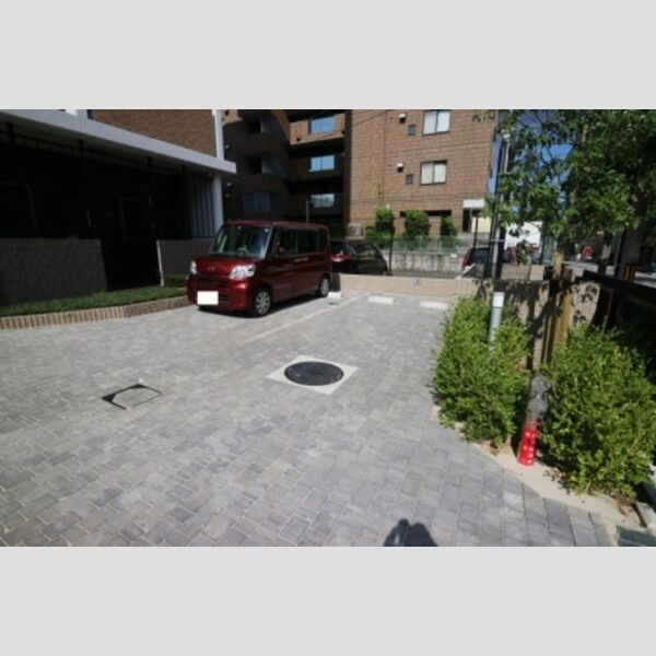 駐車場 (駐車場)