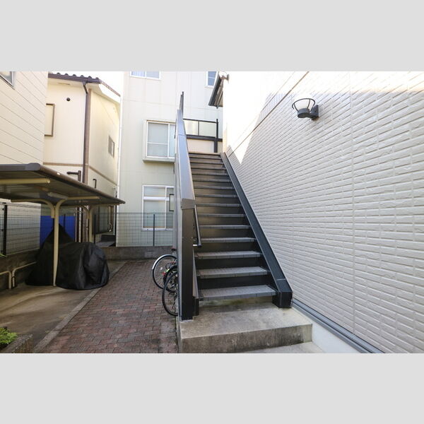 現地周辺 (階段)