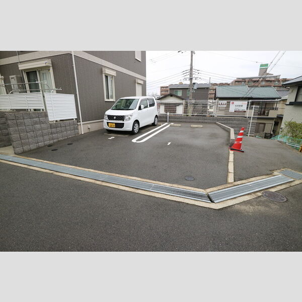 駐車場 (駐車場)