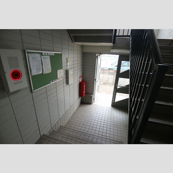 現地周辺 (ロビー)