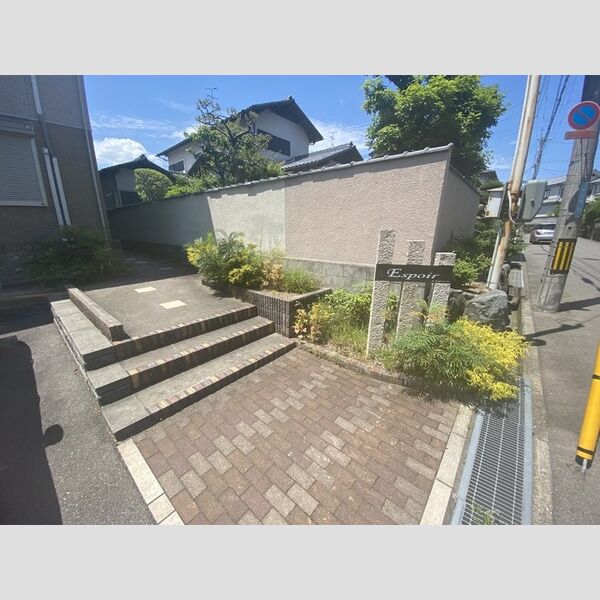 エントランス (アプローチ)