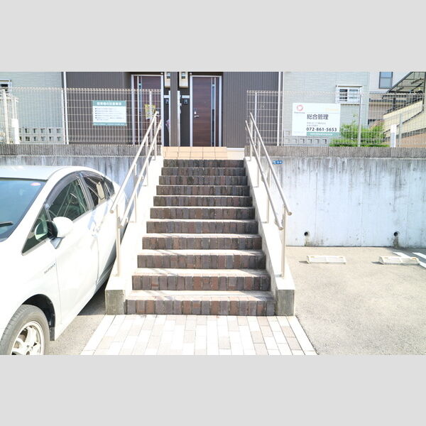 エントランス (エントランス)