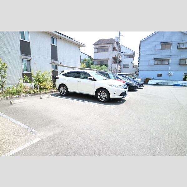 駐車場 (駐車場)