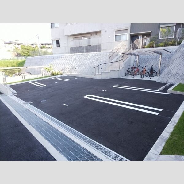 駐車場 (駐車場)