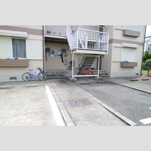 エントランス (エントランス)