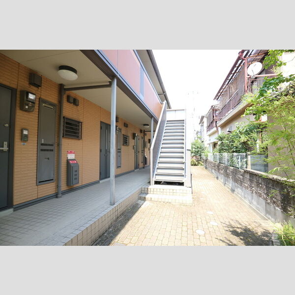 エントランス (通路)