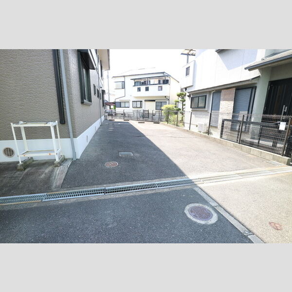 駐車場 (駐車場)