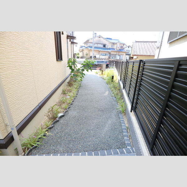 現地周辺 (通路)