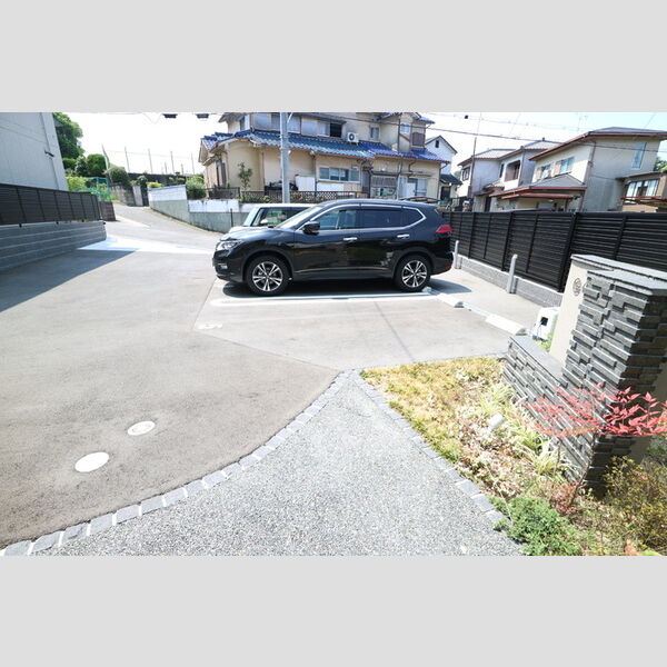 駐車場 (駐車場)