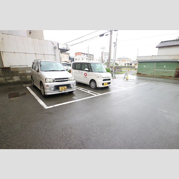 駐車場 (駐車場)