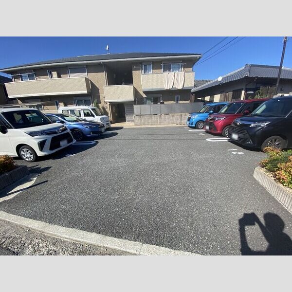 駐車場 (駐車場)
