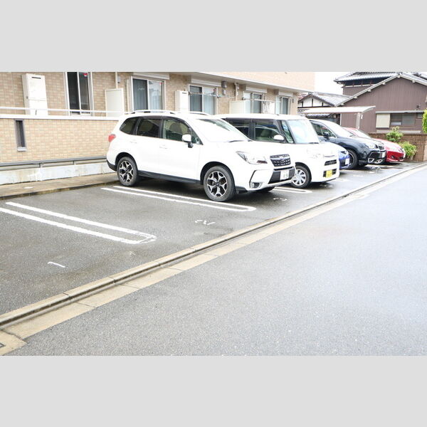 駐車場 (駐車場)