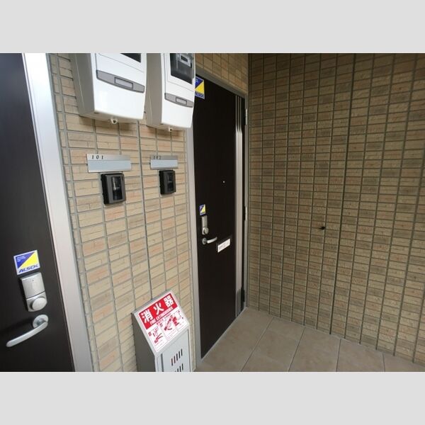 エントランス (エントランス　カードキー)