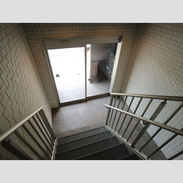 現地周辺 (ロビー)