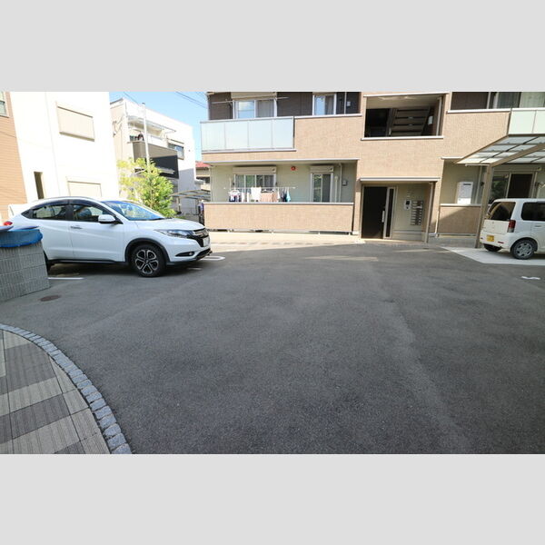 駐車場 (駐車場)