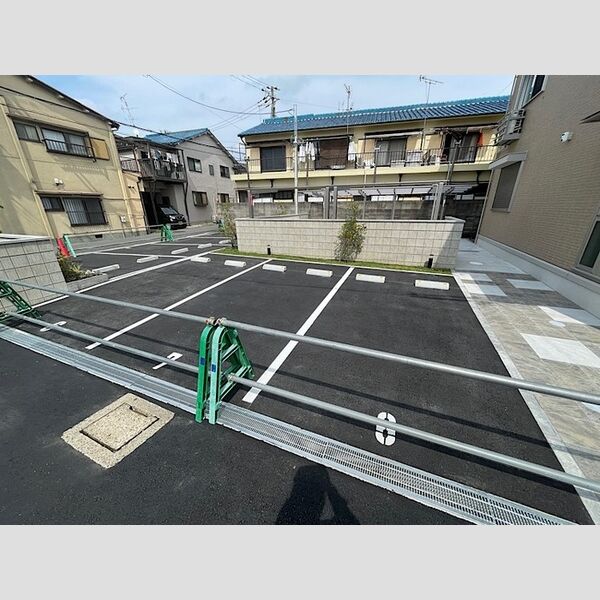 駐車場 (駐車場)