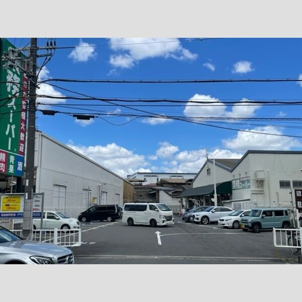 現地周辺 (業務スーパー寝屋川店(798M))